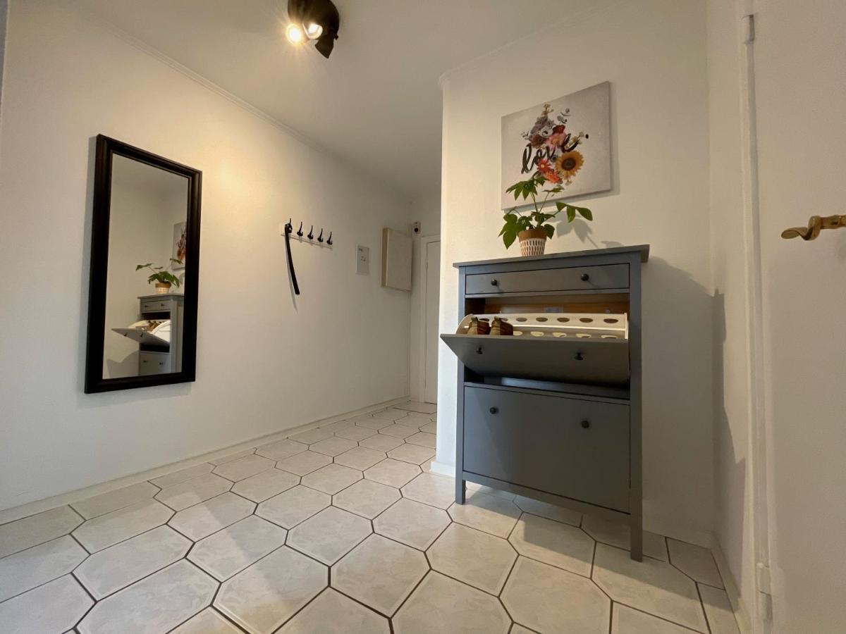 Purple Kitchen - Apartment Mit Grosser Wohnkueche Bremerhaven Exterior foto